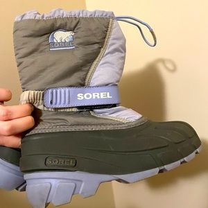 Sorel Insulated Snow Boots Little Girl Size 1.
